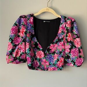 Zara Black Floral Puff Sleeve Crop Top with Pink & Purple Flowers